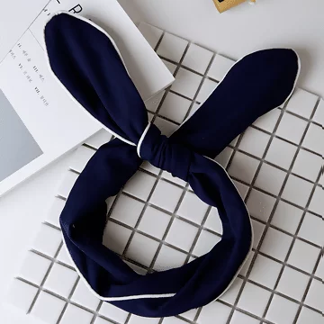 包邊雪紡×兔耳鐵絲髮帶×深牡丹藍