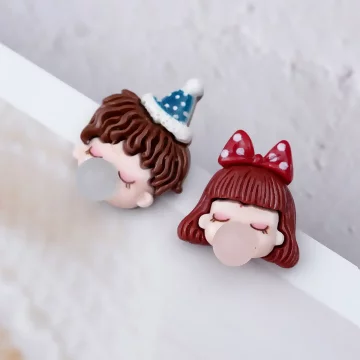 男孩女孩吹泡泡&times;不對稱吊墜耳環