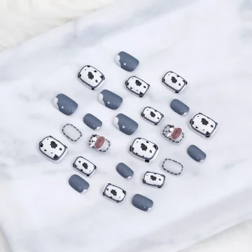 蔚藍立體小乳牛亮面&times;穿戴式手指甲片&times;二十四入 