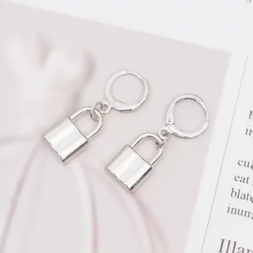 個性金屬鎖頭&times;吊墜耳扣