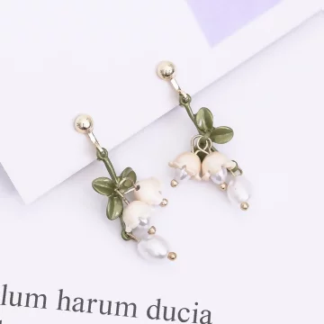 珍珠鈴蘭花甜美流蘇×螺旋耳夾