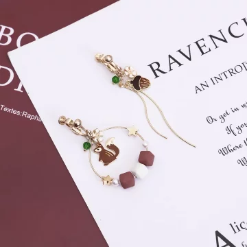 松鼠核桃圓環&times;不對稱螺旋耳夾