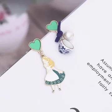 愛麗絲的下午茶時間&times;不對稱吊墜耳環