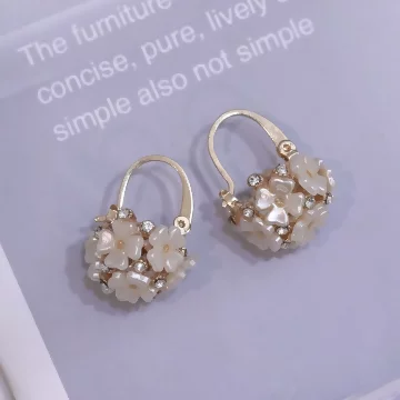 貝殼花籃&times;吊墜耳扣