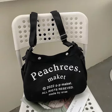 個性帆布字母&times;斜背包&times;黑色