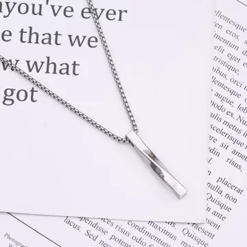 扭轉棒&times;中性長項鍊