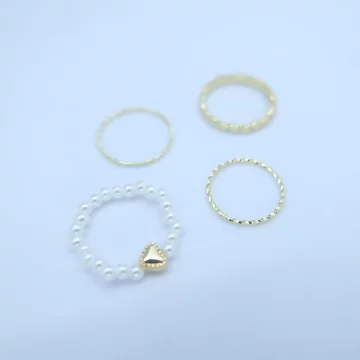 素雅愛心珍珠&times;四套件戒指組&times;金色