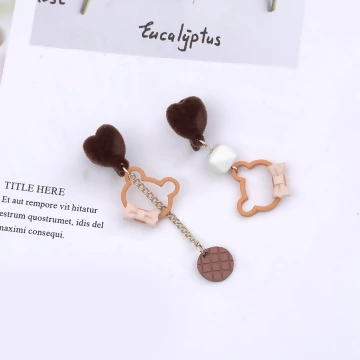 絨毛愛心小熊餅乾×不對稱蚊香盤U型耳夾