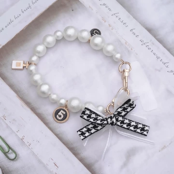 珍珠蝴蝶結5號香水&times;手機腕帶掛繩