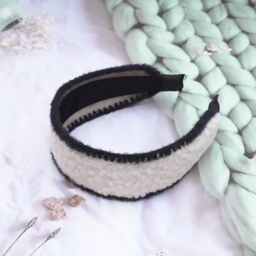 奶油捲毛黑邊&times;髮箍