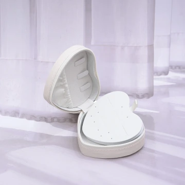 愛心雙層皮革×拉鍊飾品盒×白色