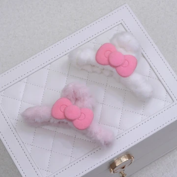 卡通蝴蝶結絨毛&times;鯊魚夾&times;共二色