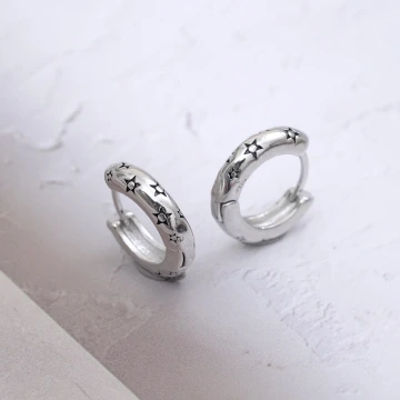 黑色五角星&times;耳扣