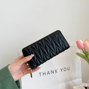 V字交叉繡線紋×拉鍊長皮夾×黒色