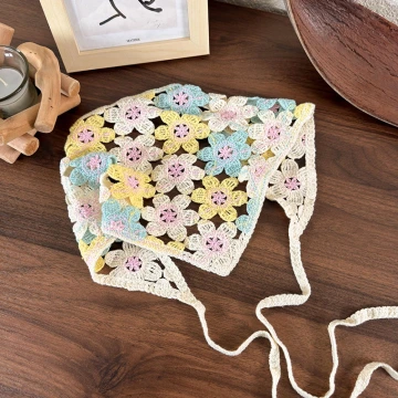 鏤空花朵針織×三角頭巾×黃藍