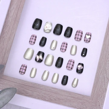 黑色甜心亮面×穿戴式手指甲片×二十四入