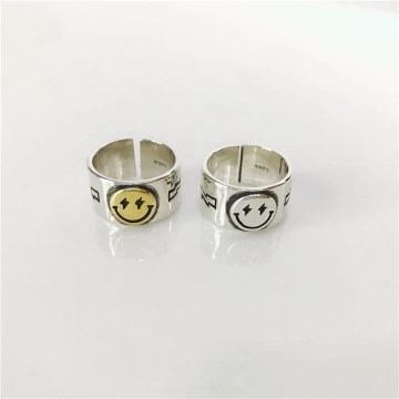 美式&times;嘻哈&times;笑臉&times;開口戒指