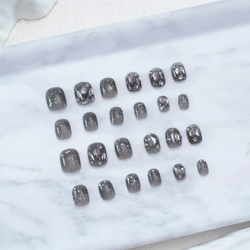 跩酷冰透黑鑽亮面×穿戴式手指甲片×二十四入