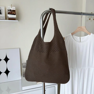 素色拼接鏤空針織&times;肩背包&times;棕咖