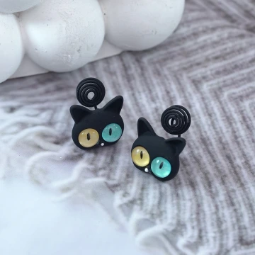 異瞳喵星人×蚊香盤U型耳夾