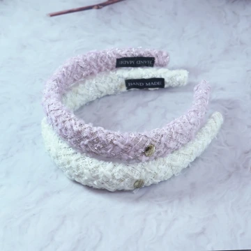 羊羔毛小金牌&times;髮箍&times;共二色