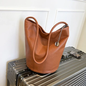 皮革圓身水桶包&times;肩背包&times;棕咖