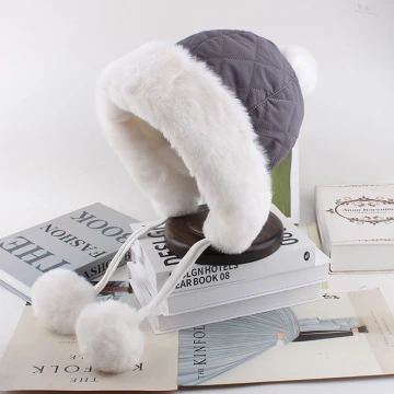 空氣菱格紋仿貂毛&times;毛帽&times;灰色