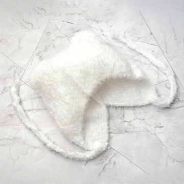 羔毛繫繩小耳朵&times;毛帽&times;白色