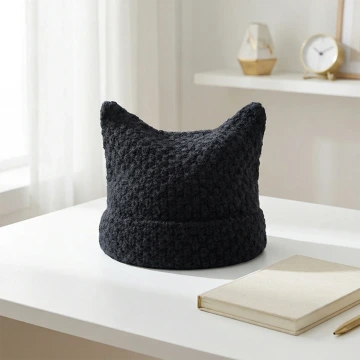 小惡魔&times;針織帽&times;棕咖線條