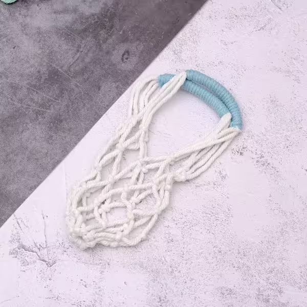 撞色鏤空網編×飲料水瓶提袋×藍白