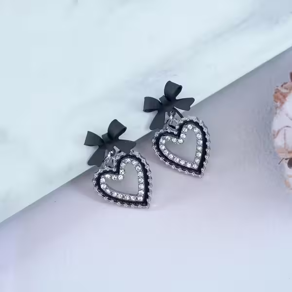 甜酷黑蝴蝶結愛心×蚊香盤U型耳夾