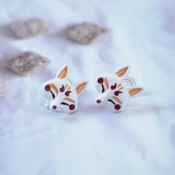 白色火狐狸×蚊香盤U型耳夾