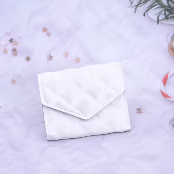 信封爆閃麂皮×三折短皮夾×白色