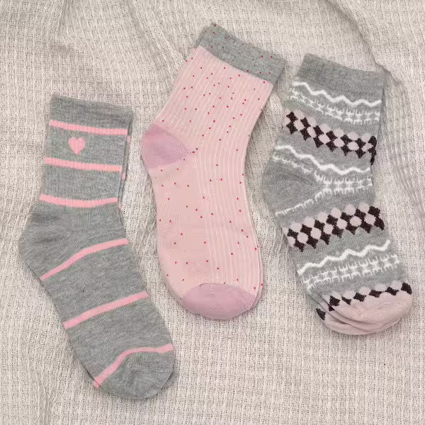 粉灰少女心&times;中筒襪&times;三雙套件襪子組