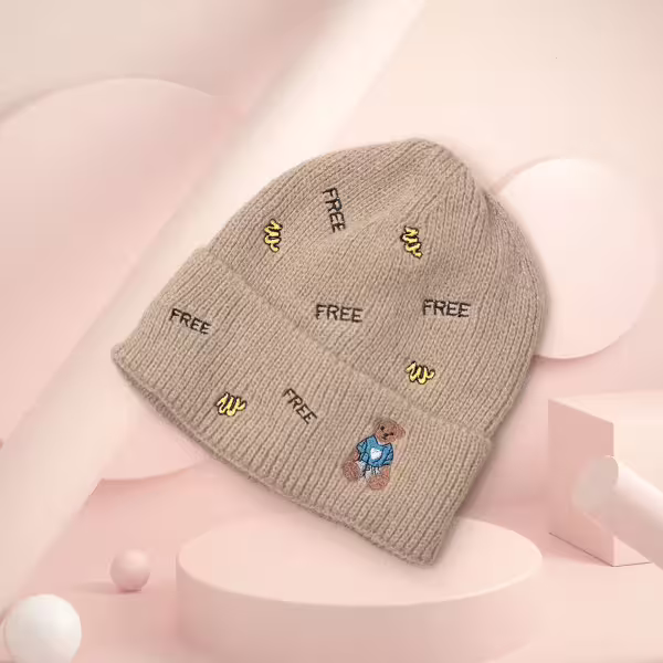 韓風刺鏽塗鴉&times;毛帽&times;卡其