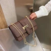 鱷魚石紋經典H扣×斜背包×深咖-第3張