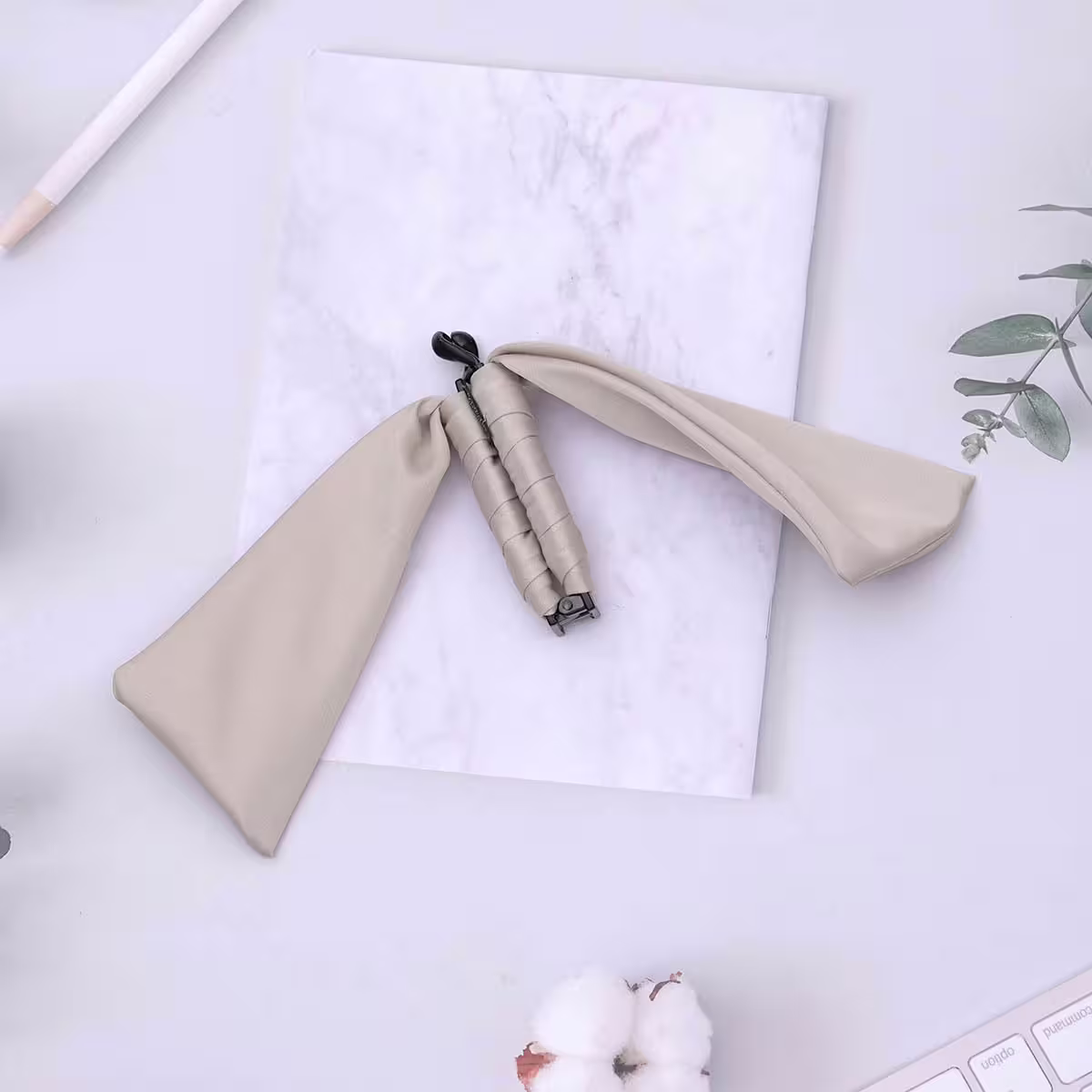  兔耳緞布×香蕉夾×共三色-第2張