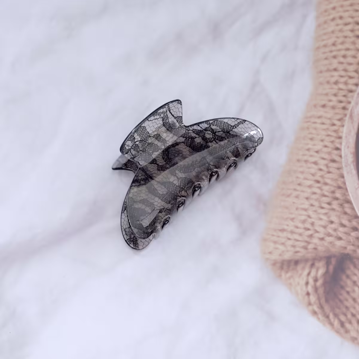 蕾絲印花壓克力×鯊魚夾×共二色-第4張