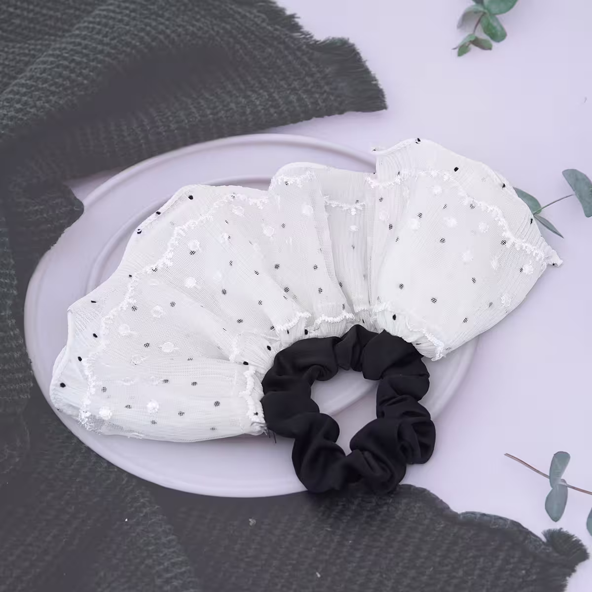 白紗點點蕾絲裙擺×大腸髮束-第2張