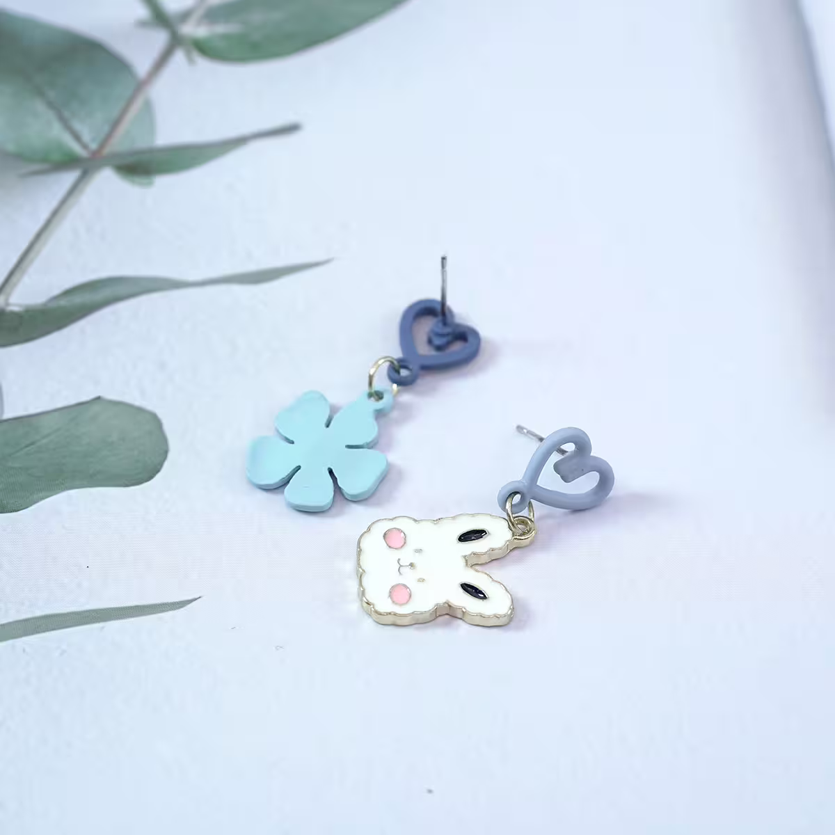 愛心棉花糖兔兔藍花×不對稱吊墜耳環-第3張