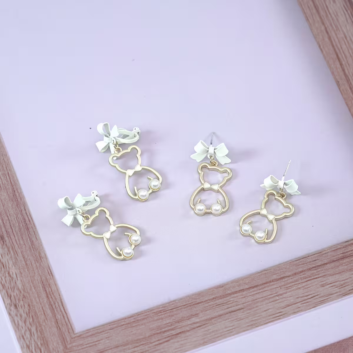 白蝴蝶結小熊輪廓珍珠×三角耳夾-第5張