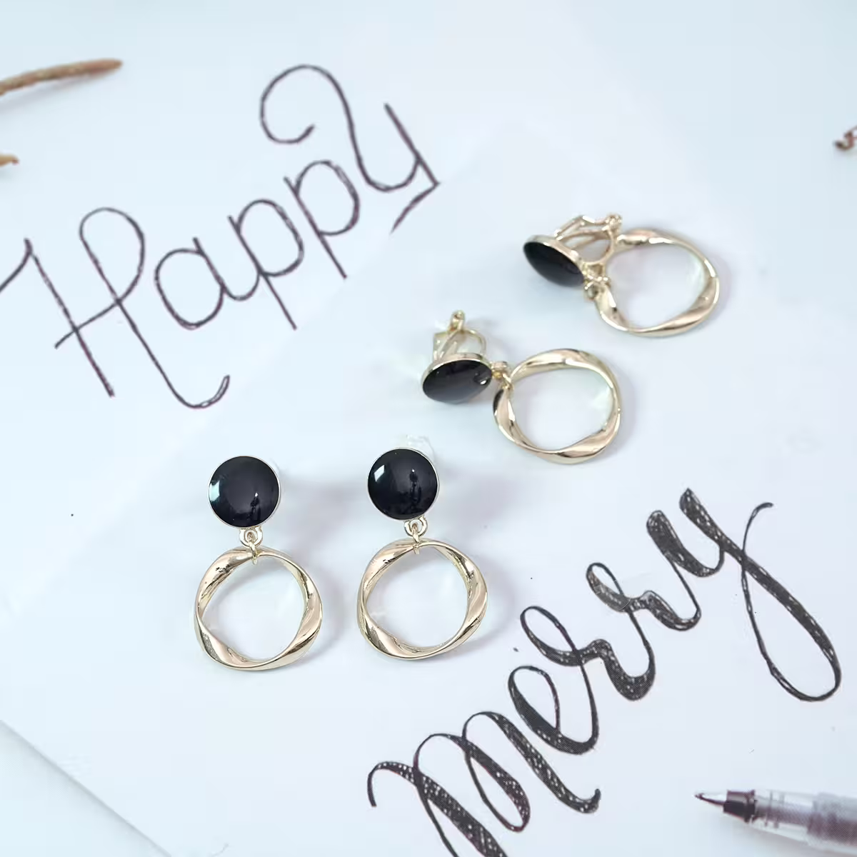 黑圓圈不規則外框×蚊香盤三角耳夾-第5張