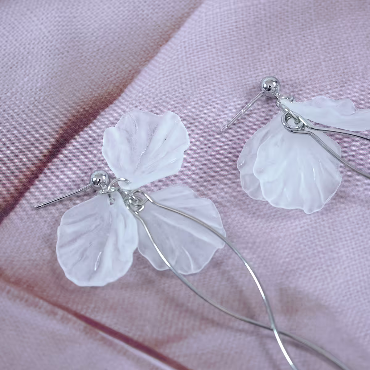 白花瓣波浪線條×吊墜耳環-第4張