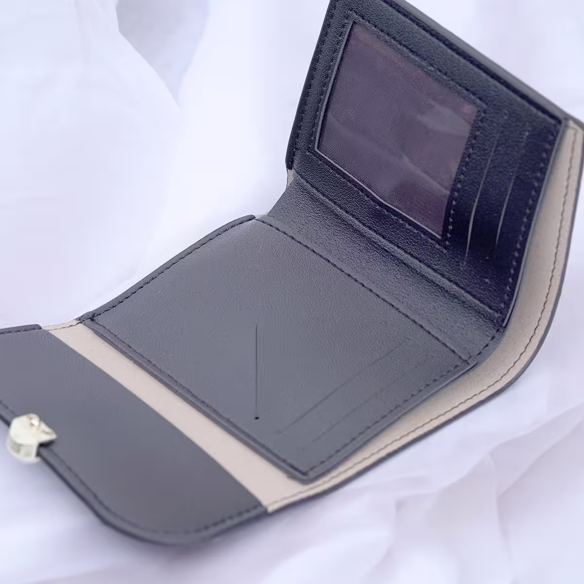 小鹿珍珠鱷魚紋皮革×三折短皮夾×藍色-第4張