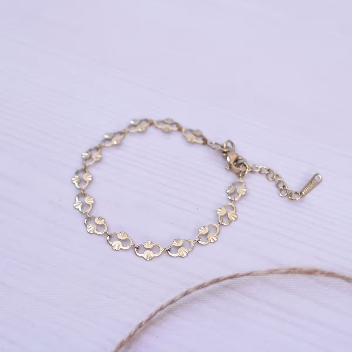 316鋼飾×香吻壓花紋 ×手鍊×金色-第1張