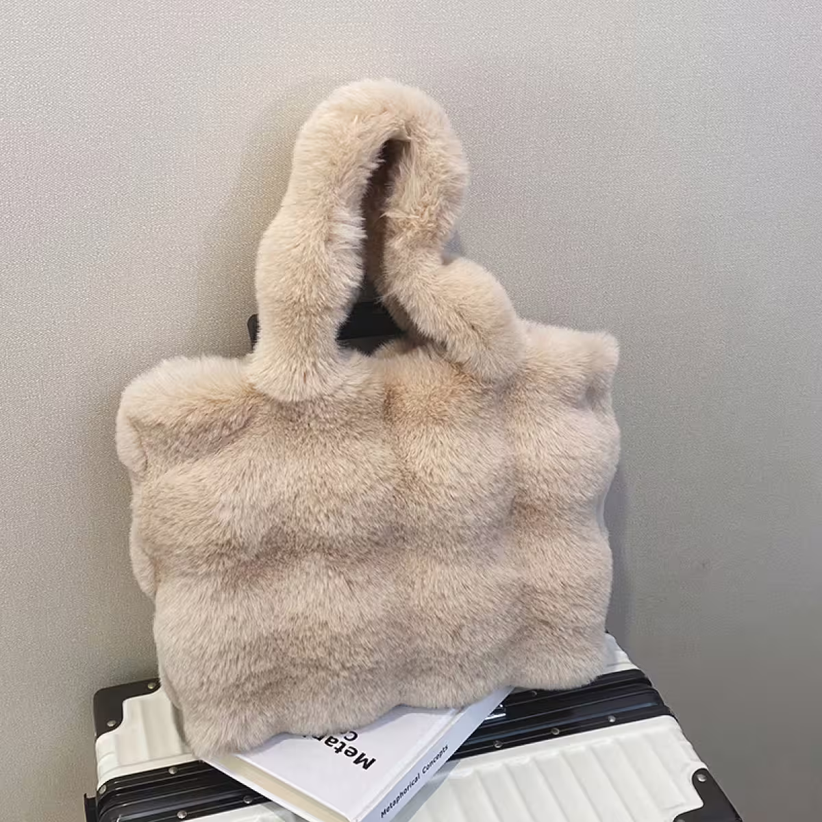 毛毛波堤×肩背袋×卡其-第1張