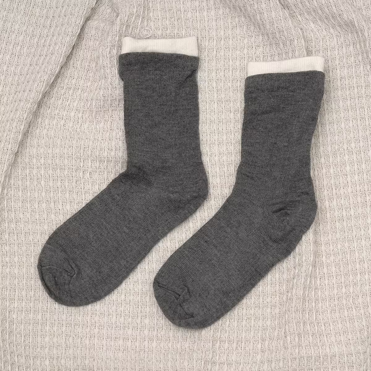 假兩件包邊&times;中筒襪&times;四雙套件襪子組-第4張