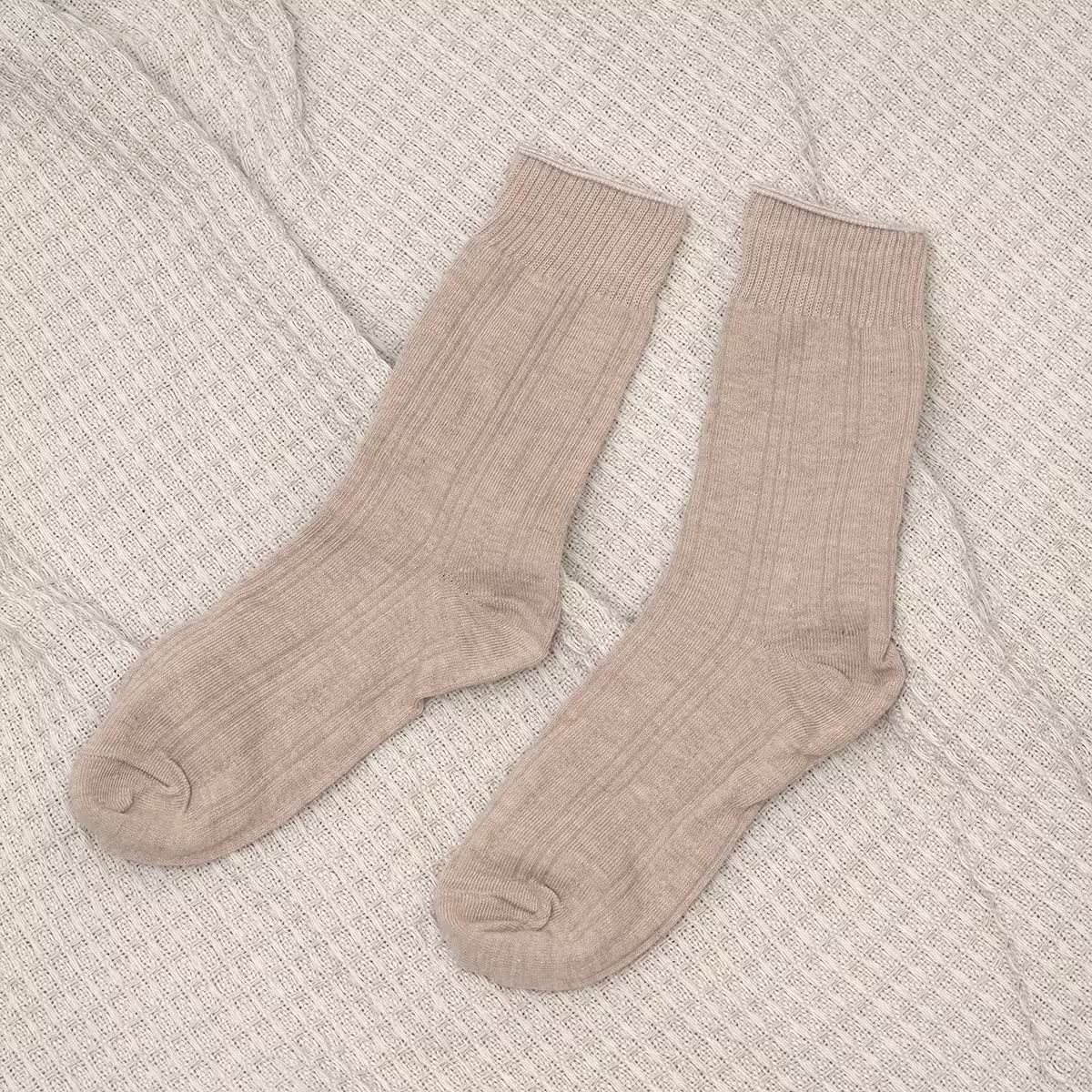 暖色系素面&times;中筒襪&times;四雙套件襪子組-第5張