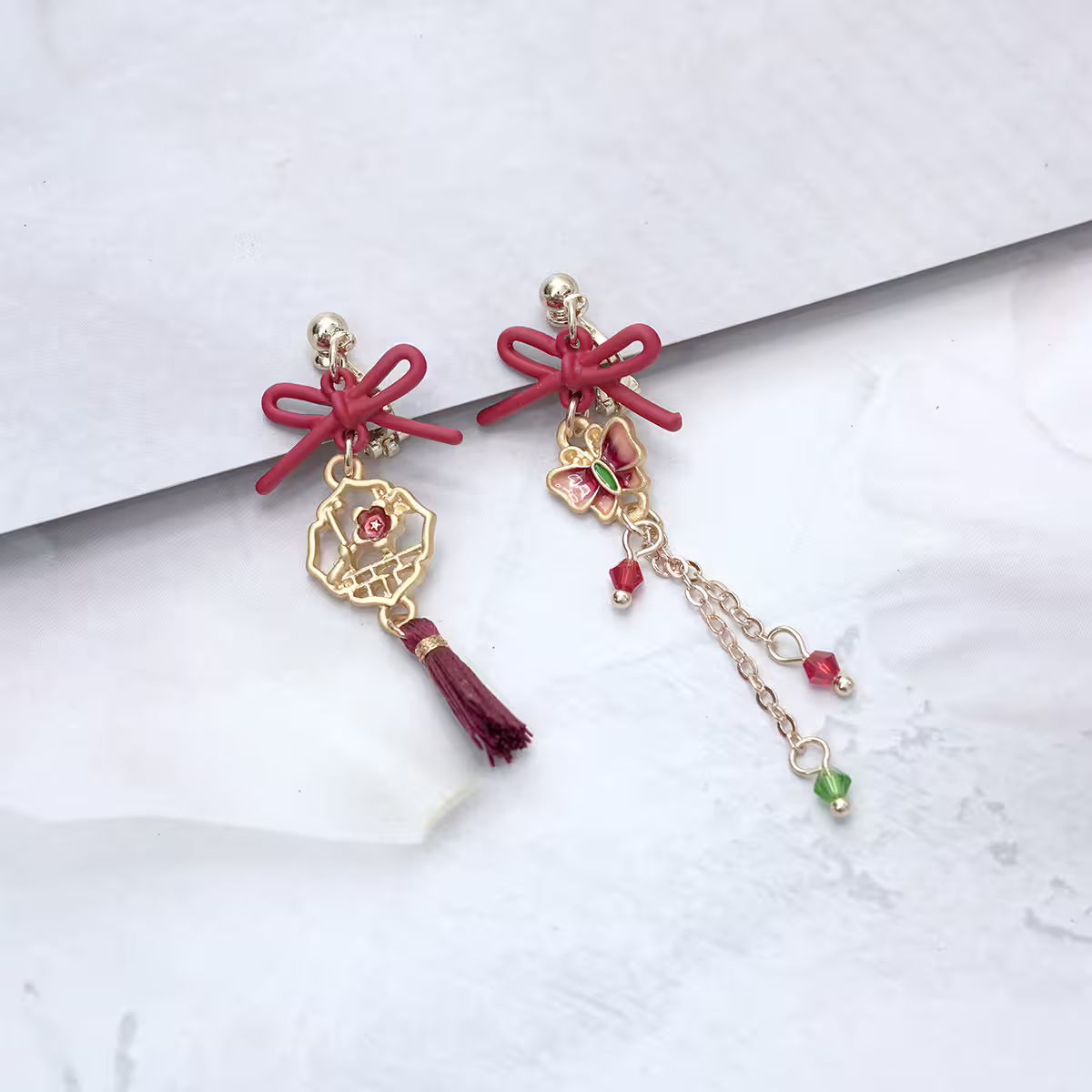 蝴蝶古風窗花&times;不對稱三角耳夾-第1張