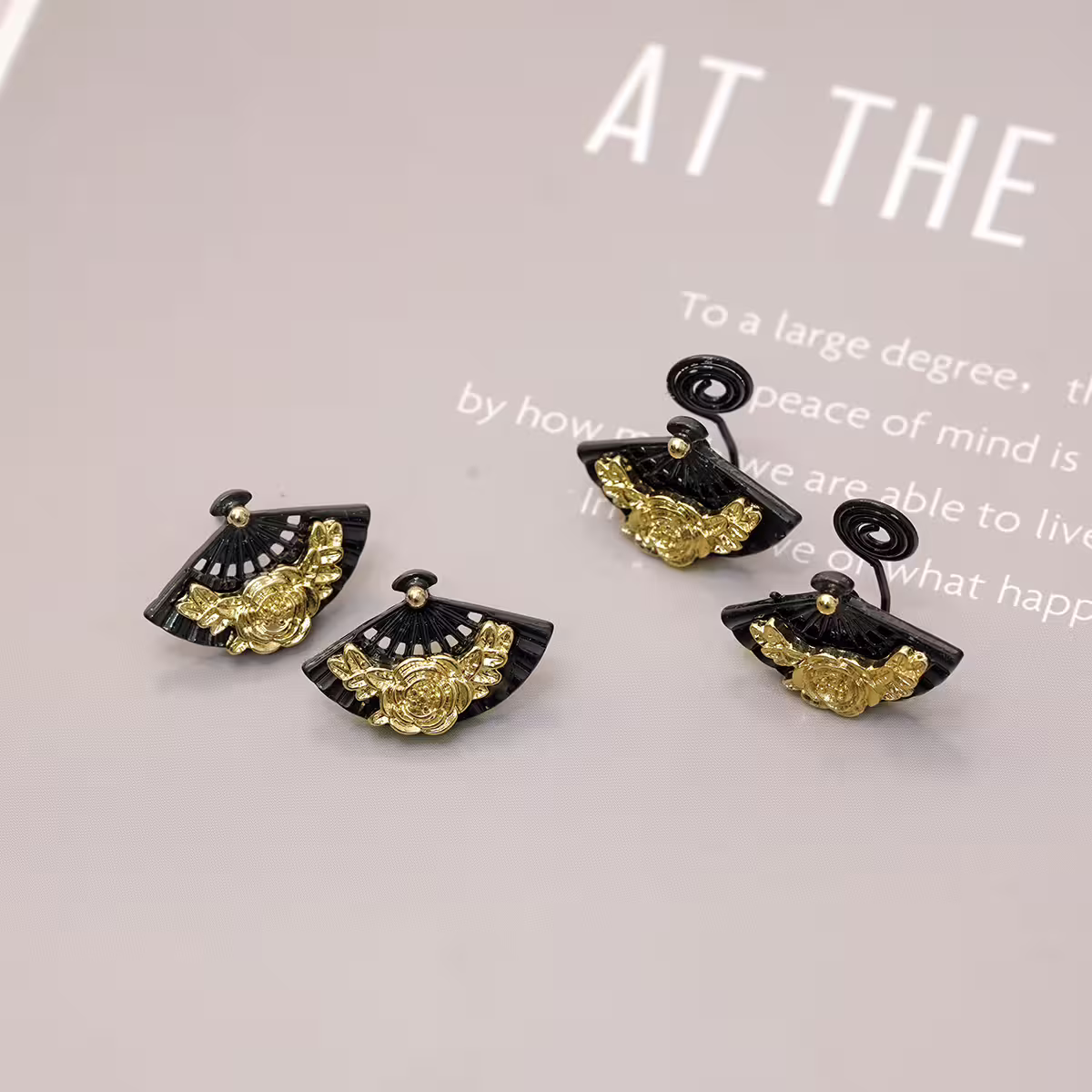 墨扇金牡丹&times;吊墜耳環-第5張